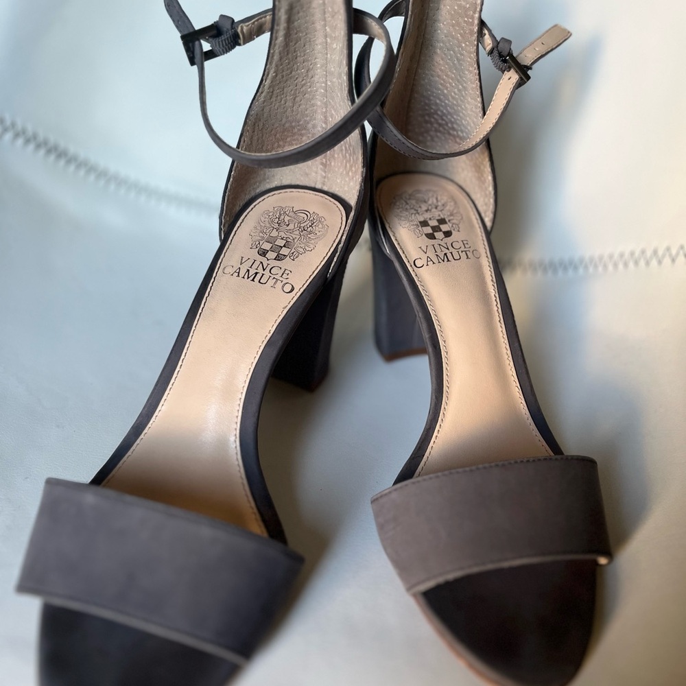 Vince Camuto Women's Gray Suede Block Heel Sandals